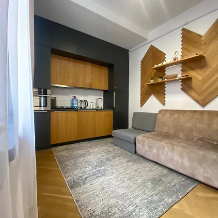 Lvapart 3 вул ковжуна центр не далеко від ж д вокзалу звітні документи *