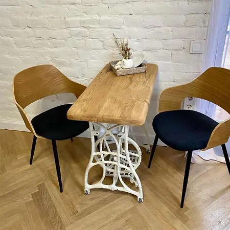 1 Lvapart Центр Тихій Дворик إلفيف