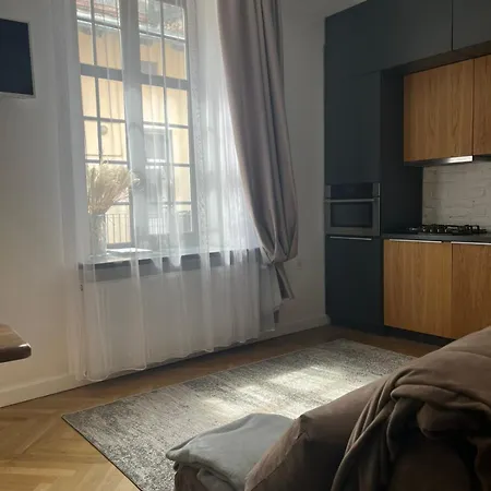 1 Lvapart Центр Тихій Дворик Leópolis