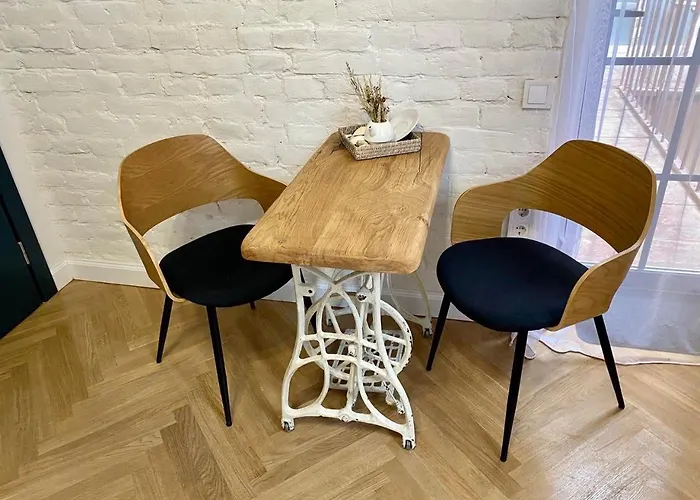 1 Lvapart Центр Тихій Дворик Lviv