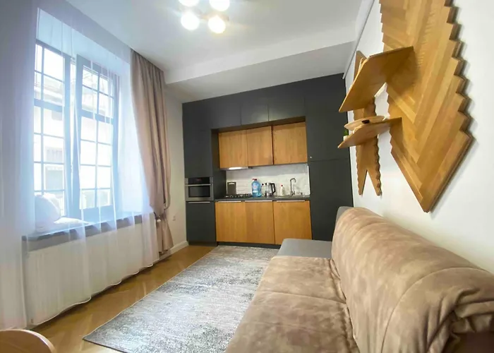 1 Lvapart Центр Тихій Дворик Apartment