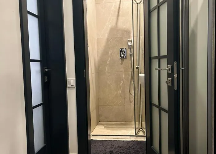 1 Lvapart Центр Тихій Дворик Lviv